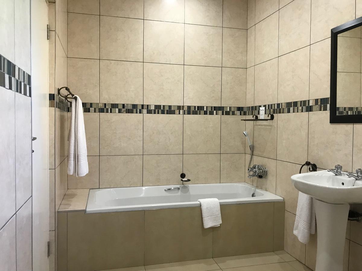 44 On Brownlee Hotel Kokstad  Exterior photo